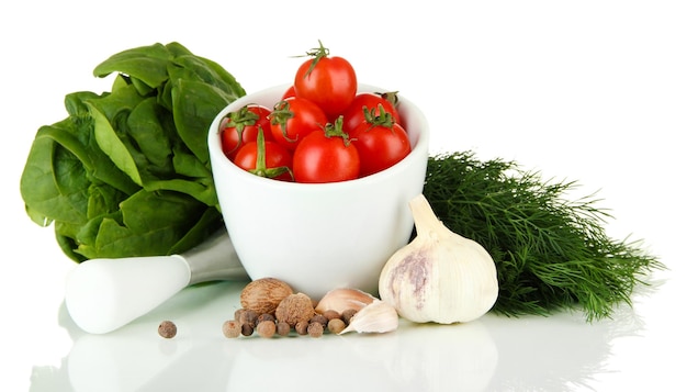 Свежие ингредиенты на столе